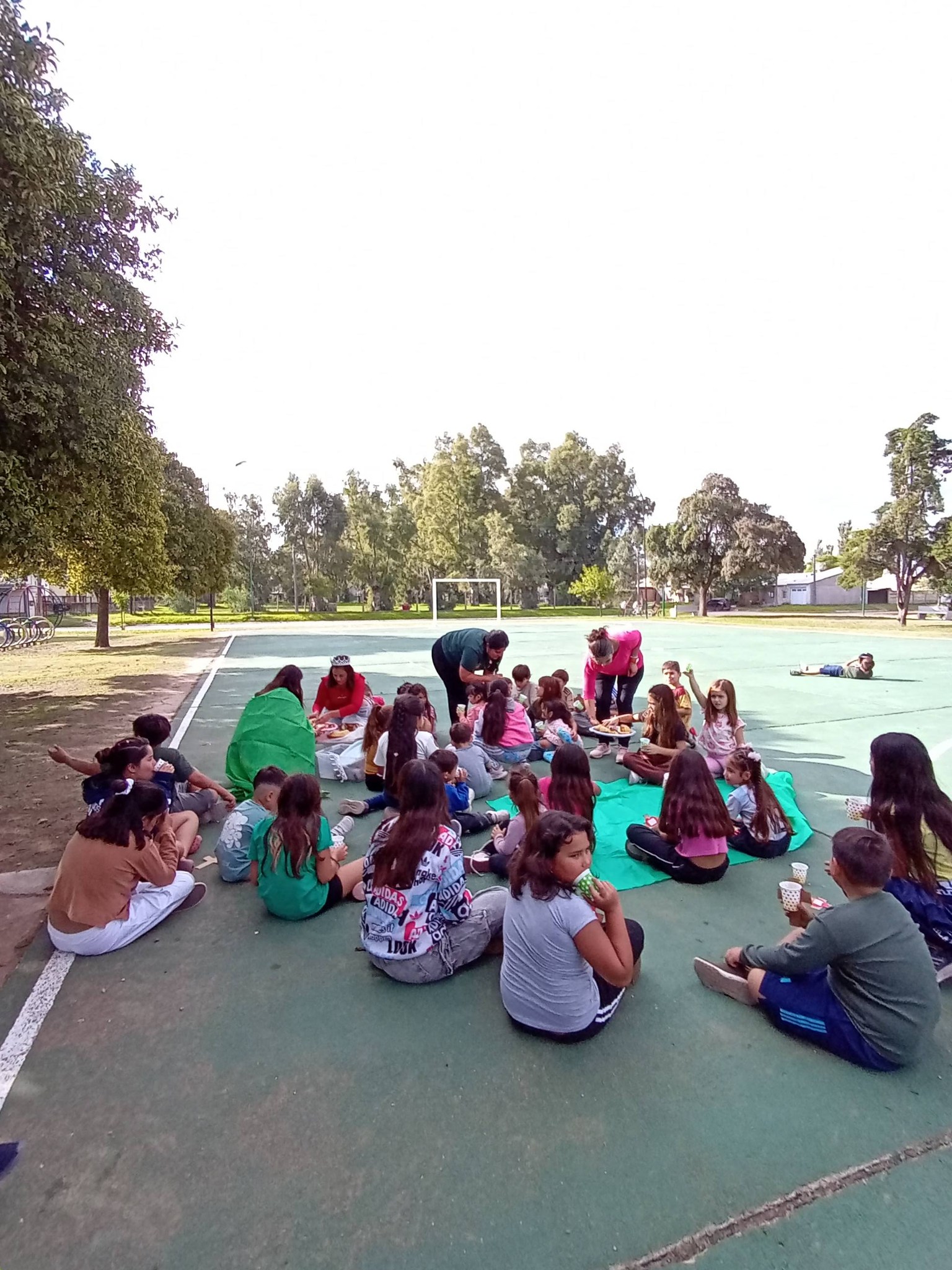 669854291_122181257738796285_6144033146243802801_n